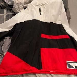 Nike windbreaker pull over